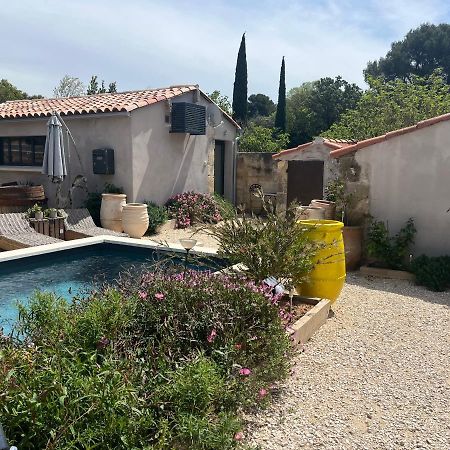 דירות פונויל Studio Dans Les Alpilles מראה חיצוני תמונה