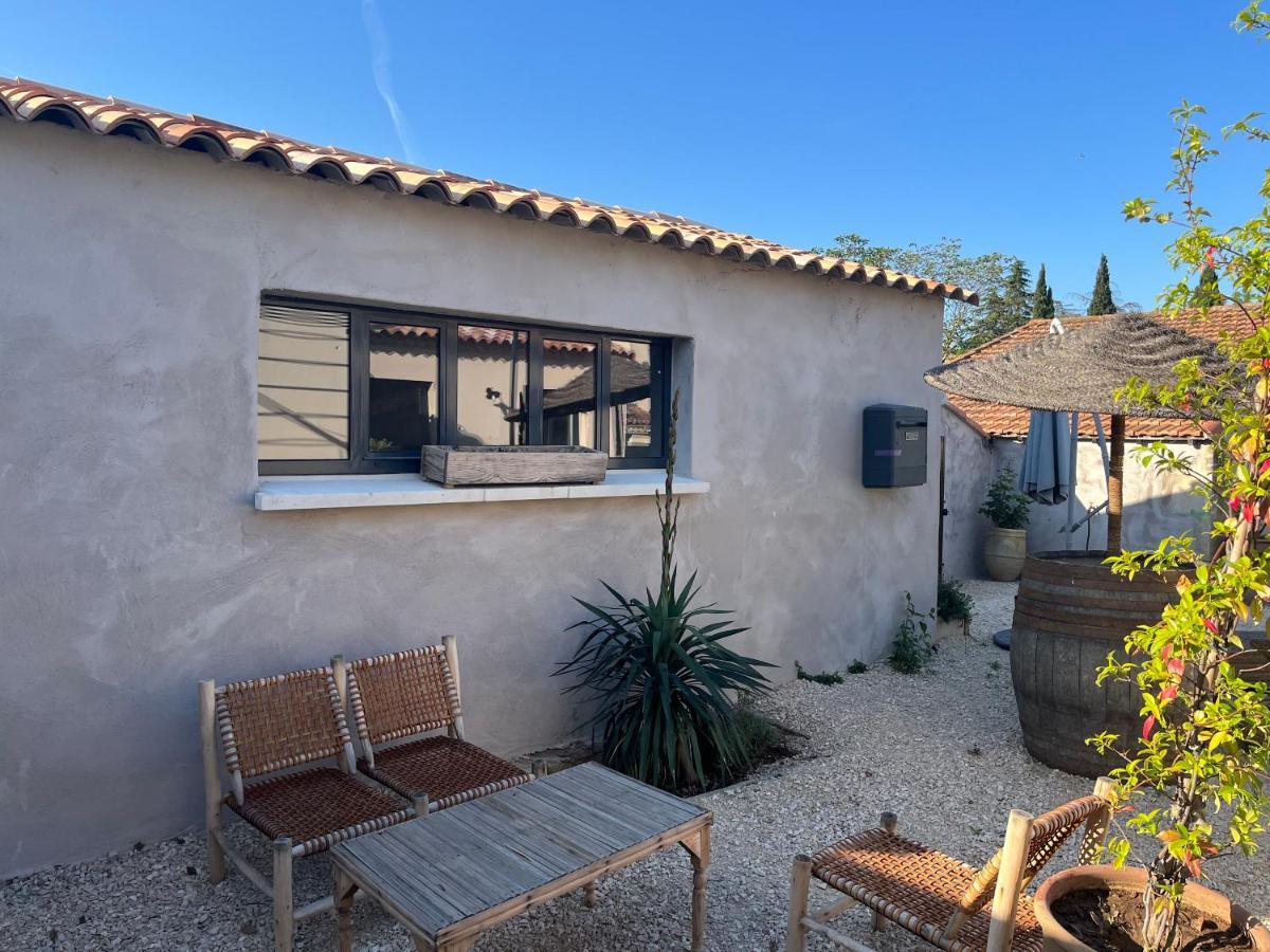 דירות פונויל Studio Dans Les Alpilles מראה חיצוני תמונה